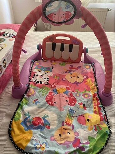 Fisher Price Oyun halısı jimnastik merkezi piyanolu