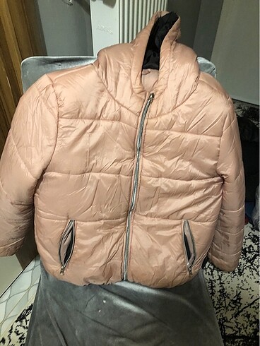 Mevsimlik şişme mont