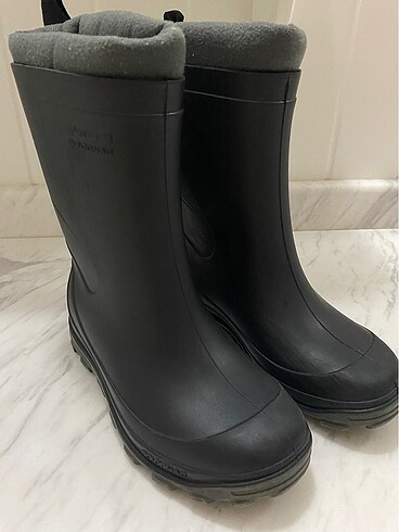 Decathlon yağmur çizmesi