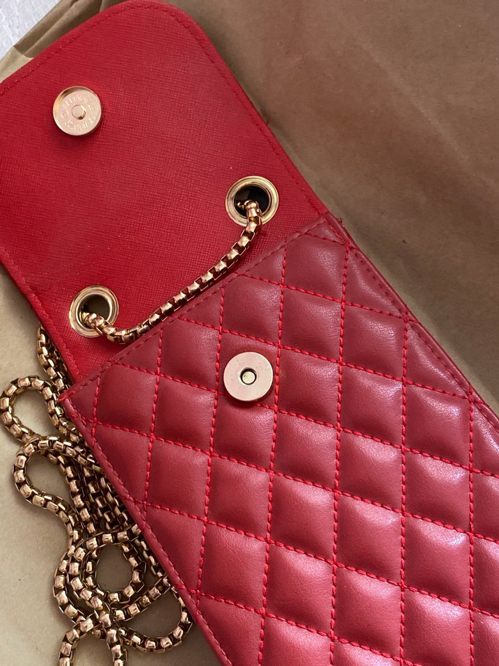 Zincir Detaylı Kırmızı Deri Kadın Çanta - Görsel 3