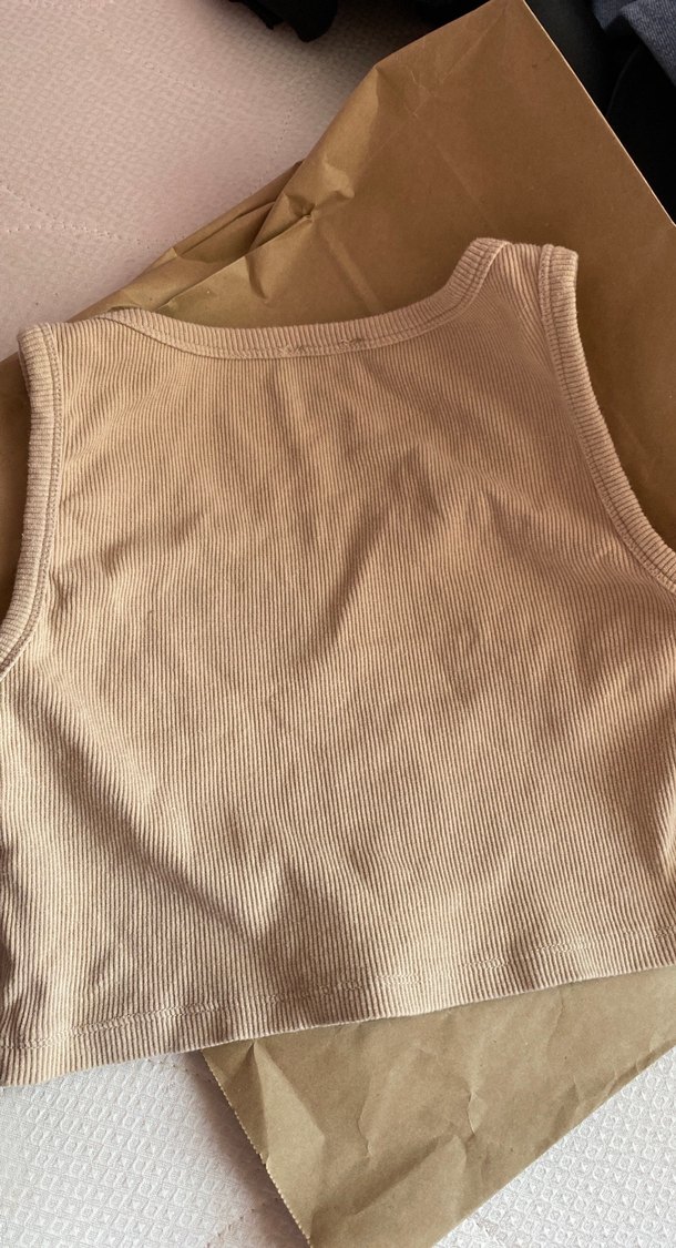 Bej V Yaka Kolsuz Crop Top - Görsel 2