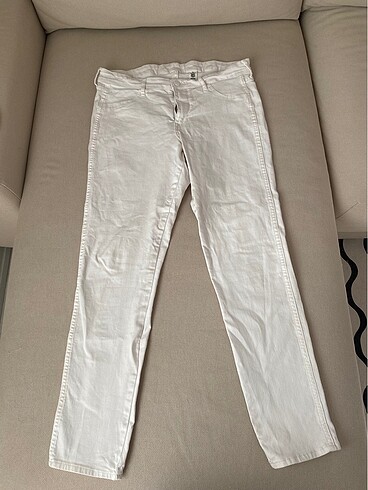 Beyaz skinny jean