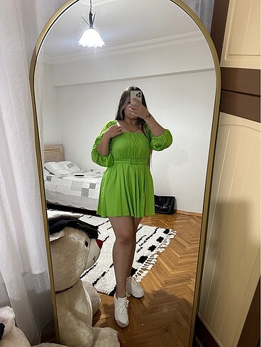 l Beden DANLA BİLİCİN GİYDİĞİ KEMERLİ ELBİSE????????