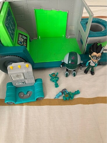 Pjmasks romeo laboratuvarı
