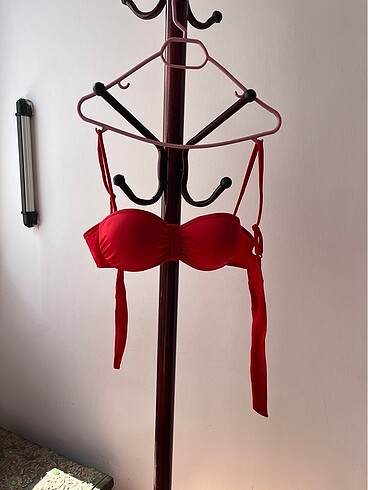 Bikini üst
