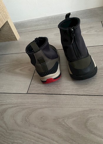 24 Beden gri Renk Çocuk Fermuarlı Gri Kauçuk Bot