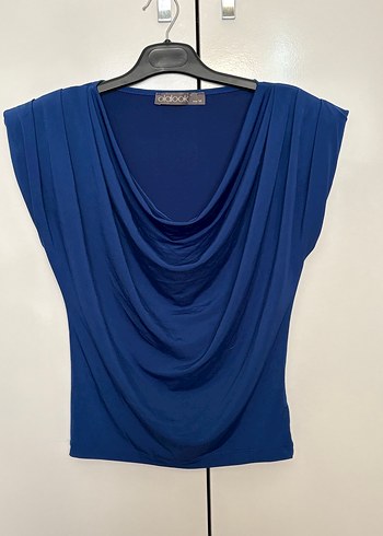 Degaje Yaka Mavi V Yaka Kolsuz Bluz Vatkalı - Görsel 3