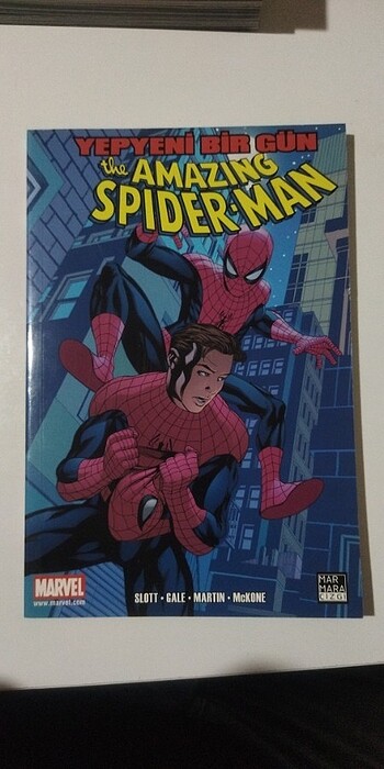 The Amazing Spider-Man Cilt 3 - Yepyeni Bir Gün 