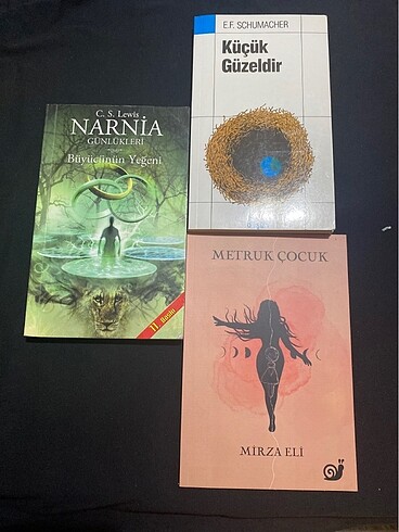 3 adet kitap merak edenlere 120 lira