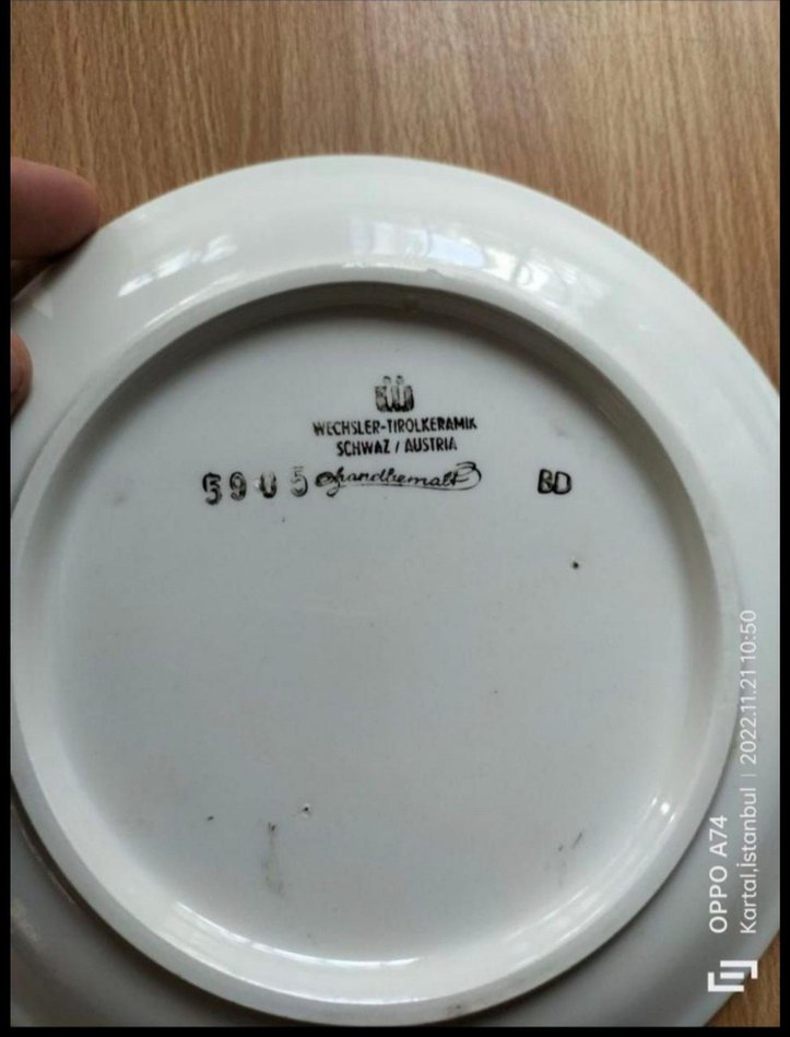 El Boyama Çiçek Desenli Çok Renkli Tabak Avusturya Malı - Görsel 2