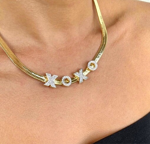 Mers Hugs & Kisses XOXO Kolye