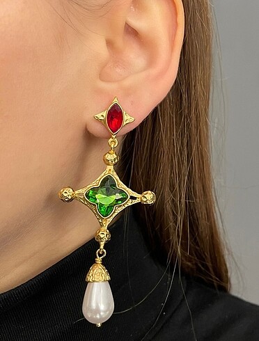 Zümrüt ve Yakut Taşlı İncili Vintage Küpe