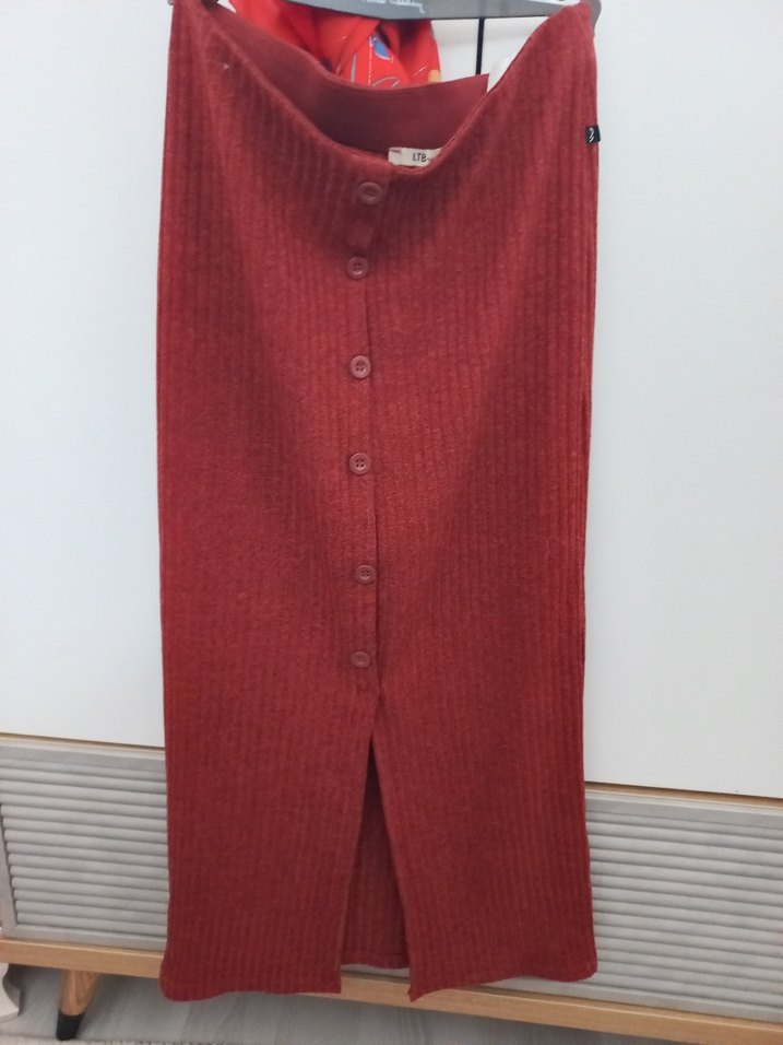 Ltb marka önden yırtmaçlı balık formunda etek - Görsel 3