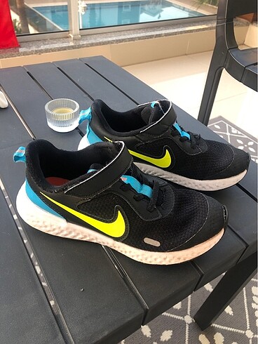 Nike erkek çocuk spor ayakkabı