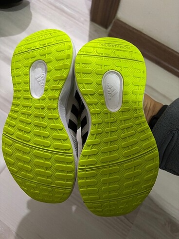 Adidas Adidas çocuk ayakkabısı