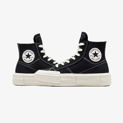37,5 Beden Converse ayakkabı