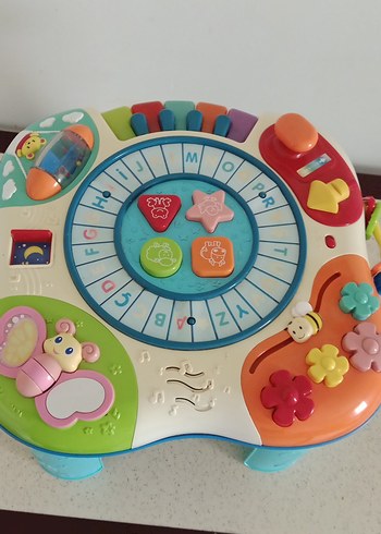 Play-Doh Renkli Eğitici Aktivite Masası