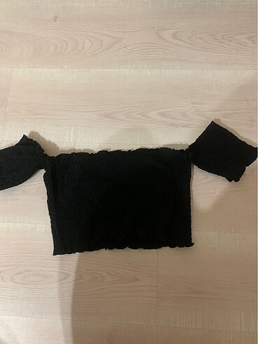 Zara kısa üst