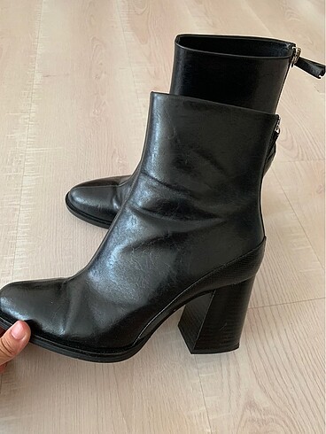 Zara bot
