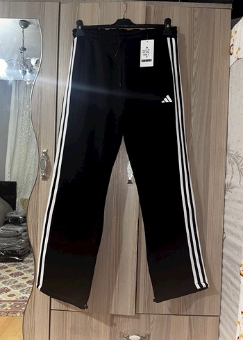 Adidas l