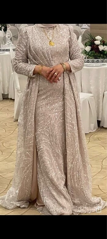 Feriha Sarıoğlu abiye