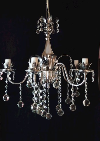 Metal Çiçekli kristal taşli Avize