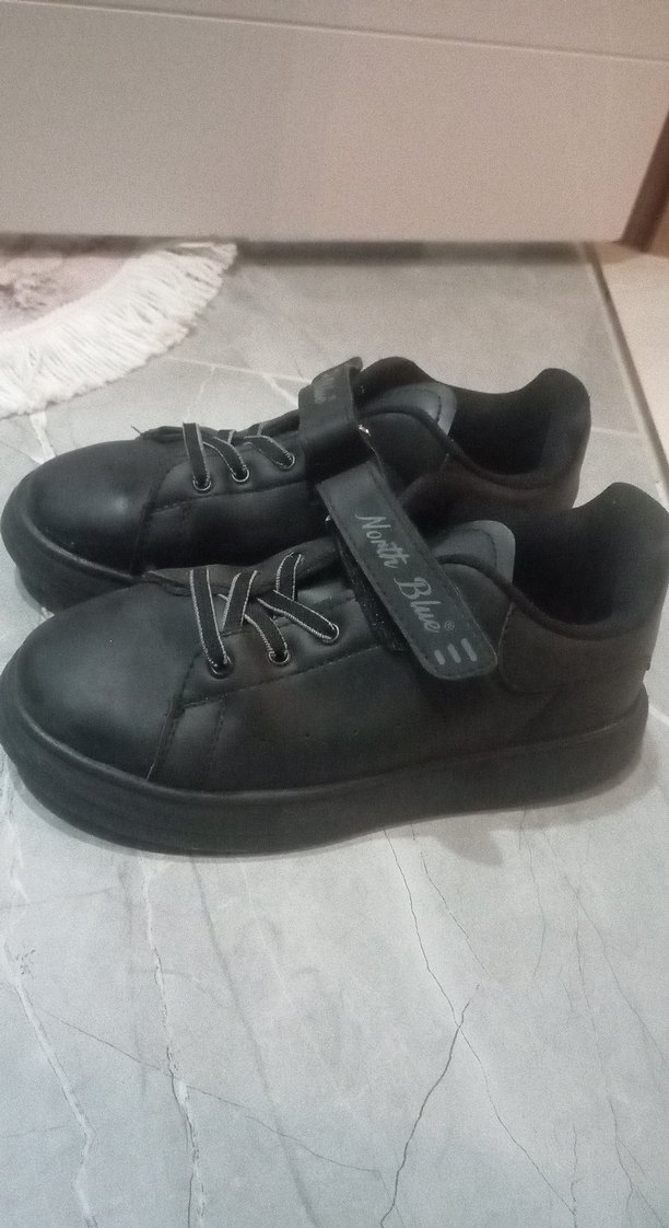 Erkek Çocuk Siyah Velcro Spor Ayakkabı - Görsel 2