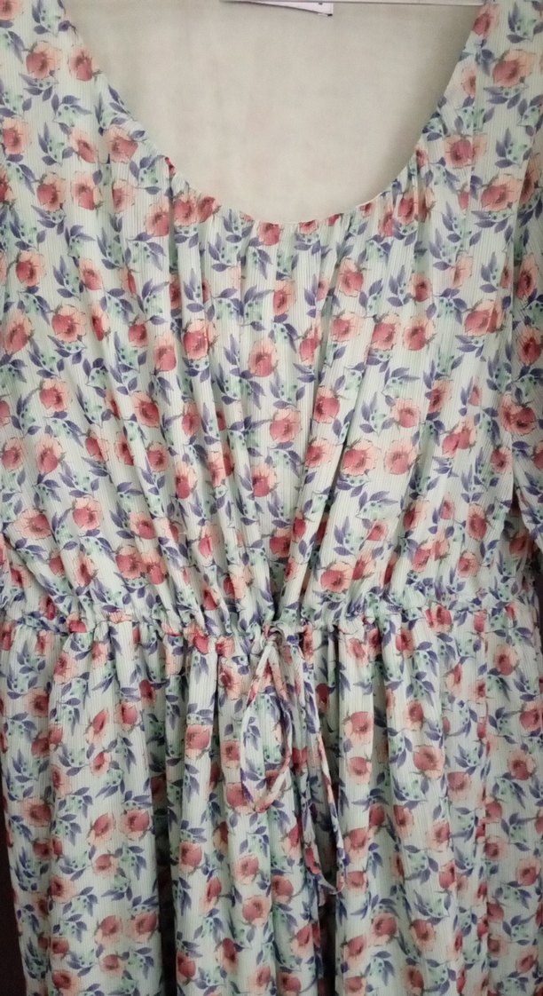 Bohem Renkli Midi Elbise, V Yaka, Fırfırlı - Görsel 4