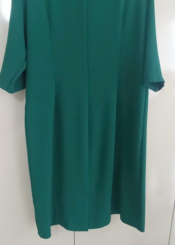 Zincir Detaylı Yeşil Uzun Elbise - Görsel 3