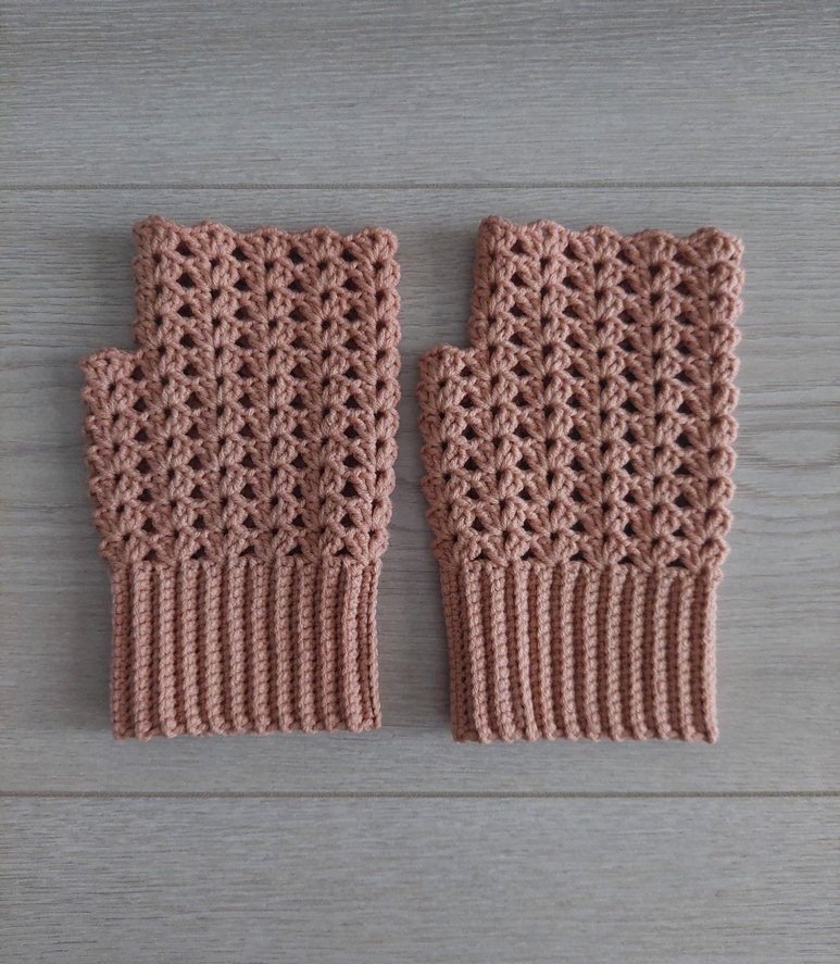 Örgü Bohem Parmaksız Kadın Eldiveni - Görsel 2