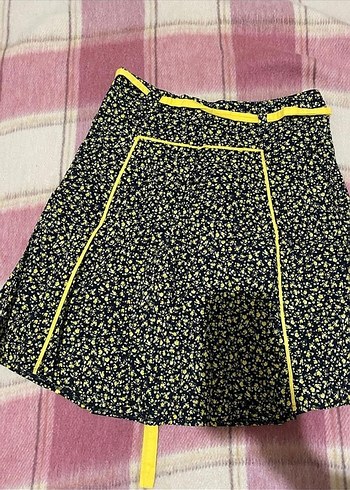 Sarı Detaylı Desenli Midi Mini Etek - Görsel 2