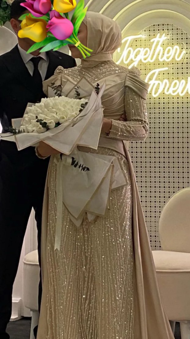 Bej Uzun Kollu Drapeli Çiçekli Abiye - Görsel 2