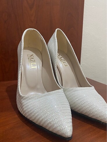 Diğer Stiletto