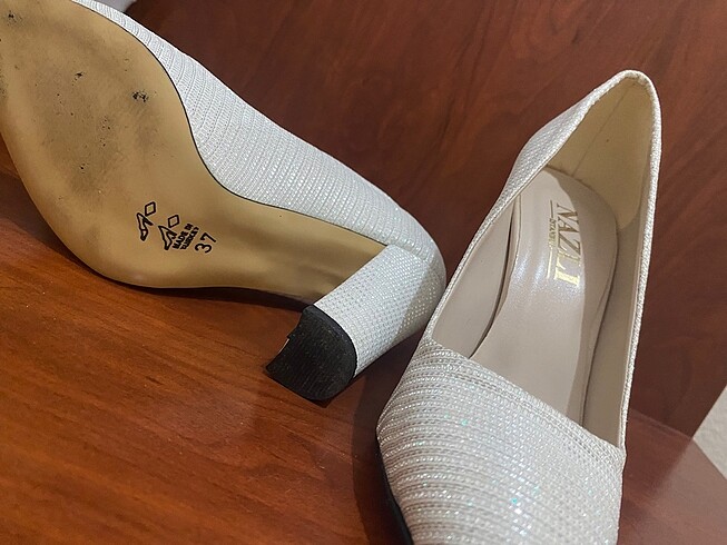37 Beden beyaz Renk Stiletto