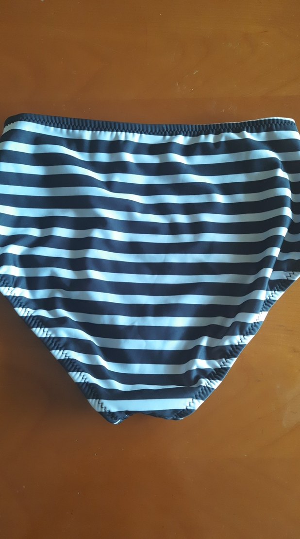 Siyah beyaz Çizgili Yüksek Bel Bikini Altı - Görsel 3