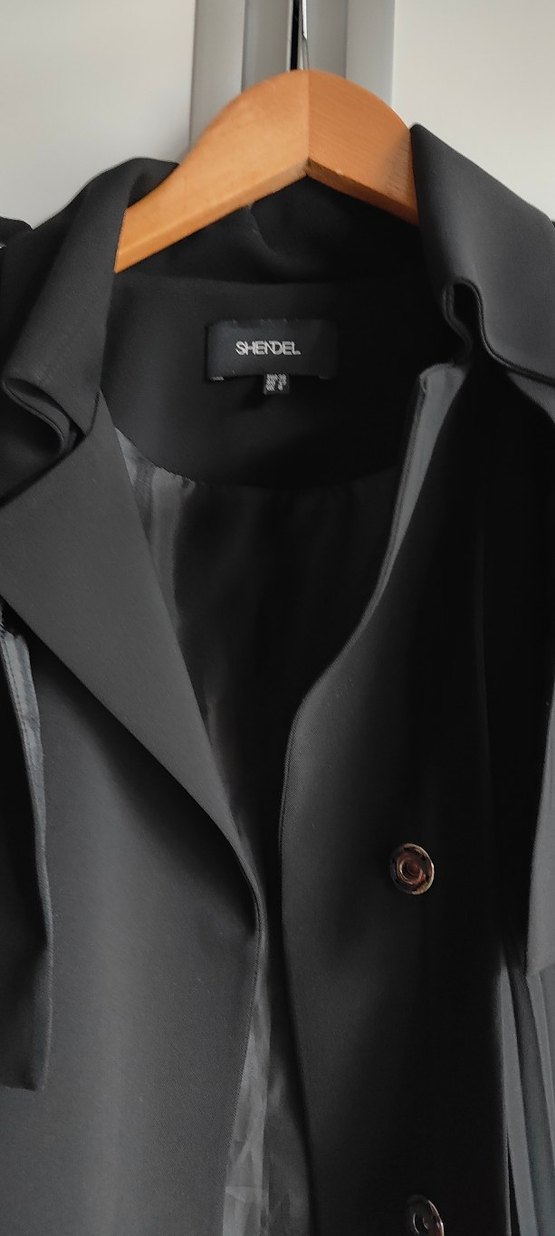 Kadın Siyah Pileli Uzun Trençkot - Görsel 5