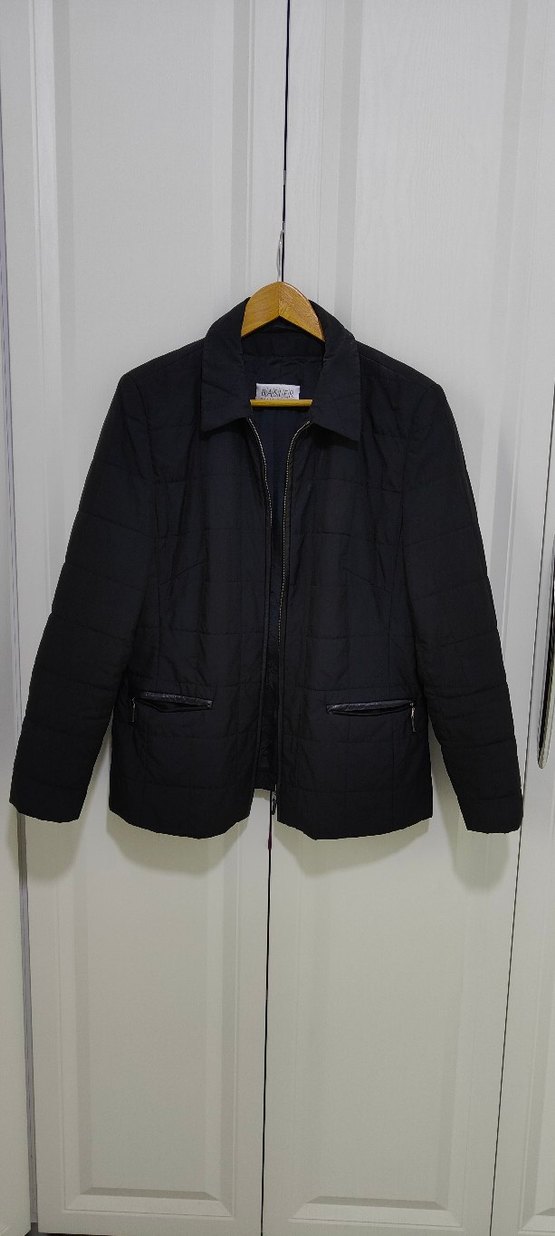 Siyah ince şişme mont - Görsel 3