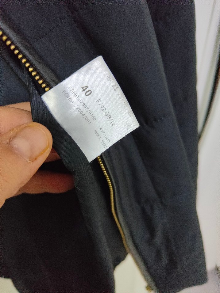 Siyah ince şişme mont - Görsel 4