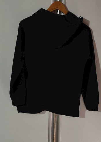 Siyah Kapüşonlu Baskılı Sweatshirt - Görsel 4