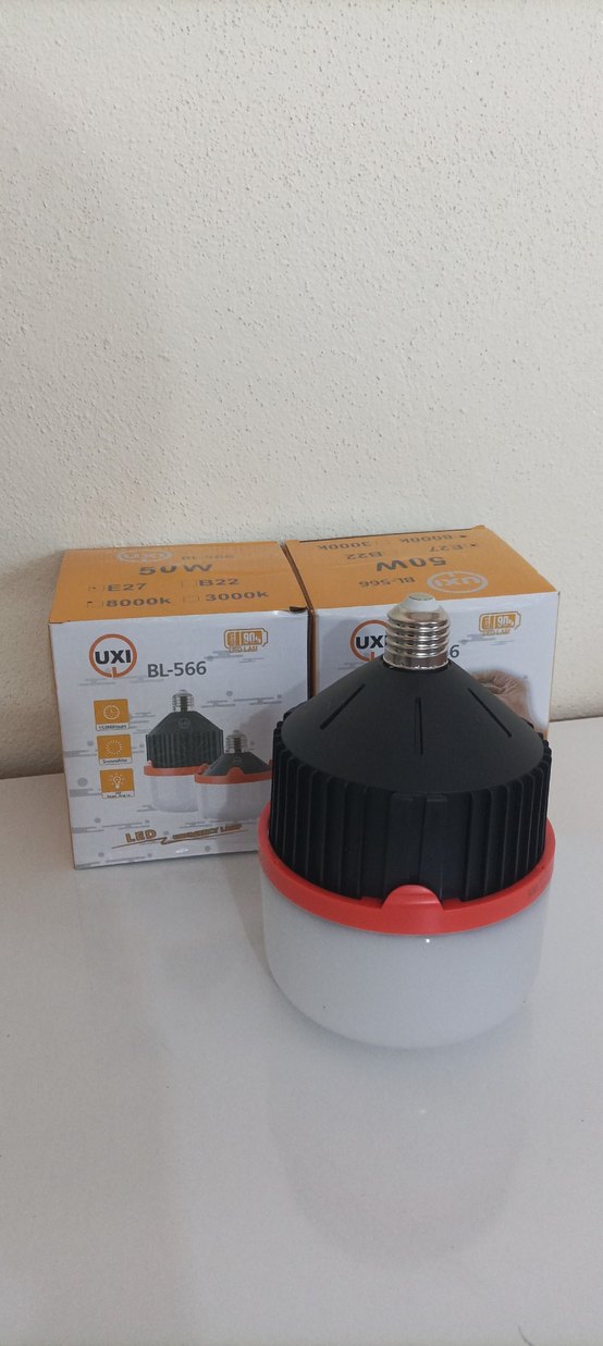 UXI BL-566 Siyah LED Kamp Lambası - Görsel 2