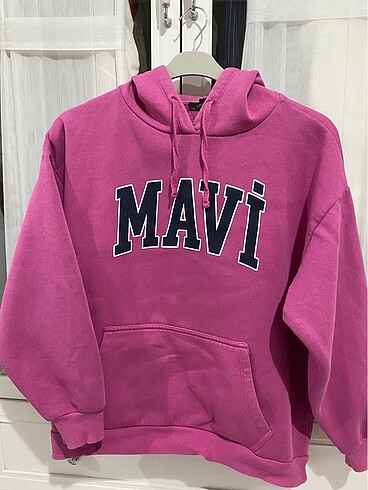 Mavi sweatshirt