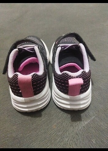 23 Beden Skechers Kız Çocuk Ayakkabı