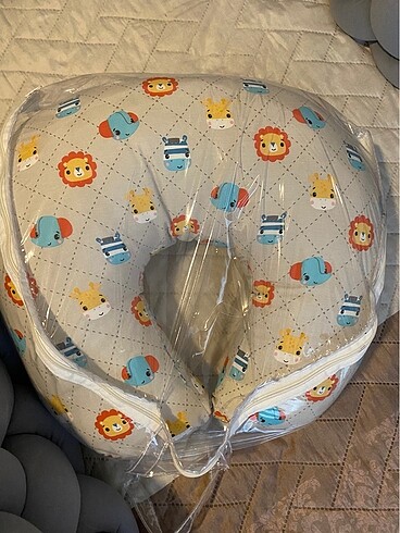 Fisher Price Fisher pricw emzirme yastığı