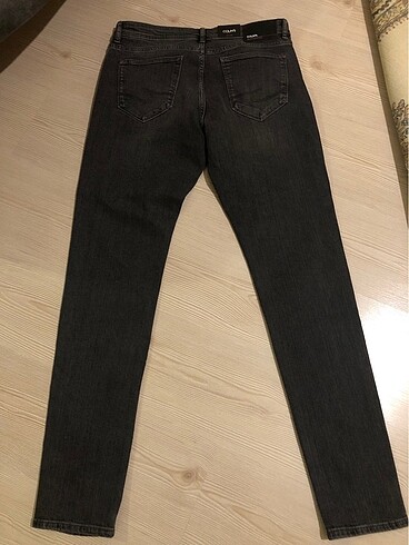 Colin's Etiketli Colins jeans