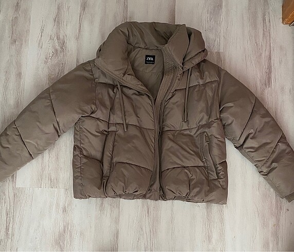 Zara mont