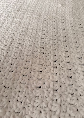 Beyaz Örgü Bebek Battaniyesi - Görsel 3