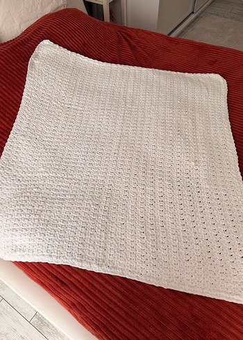 Beyaz Örgü Bebek Battaniyesi - Görsel 2