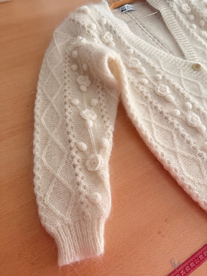 Düğmeli Beyaz Sıfır Vintage Örgü Hırka - Görsel 4