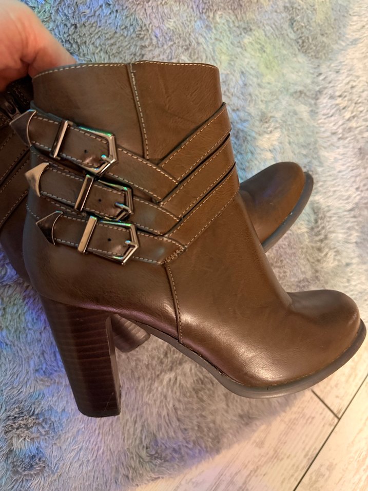 Kahverengi Tokalı Kadın Biker Botu - Görsel 4