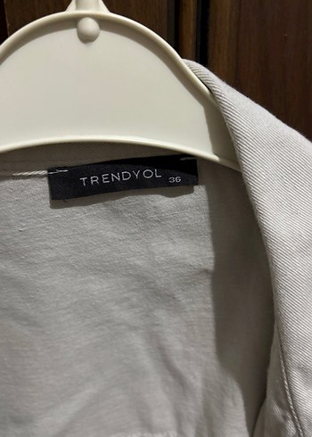 Trendyol & Milla Düğmeli Beyaz Keten Midi Gömlek